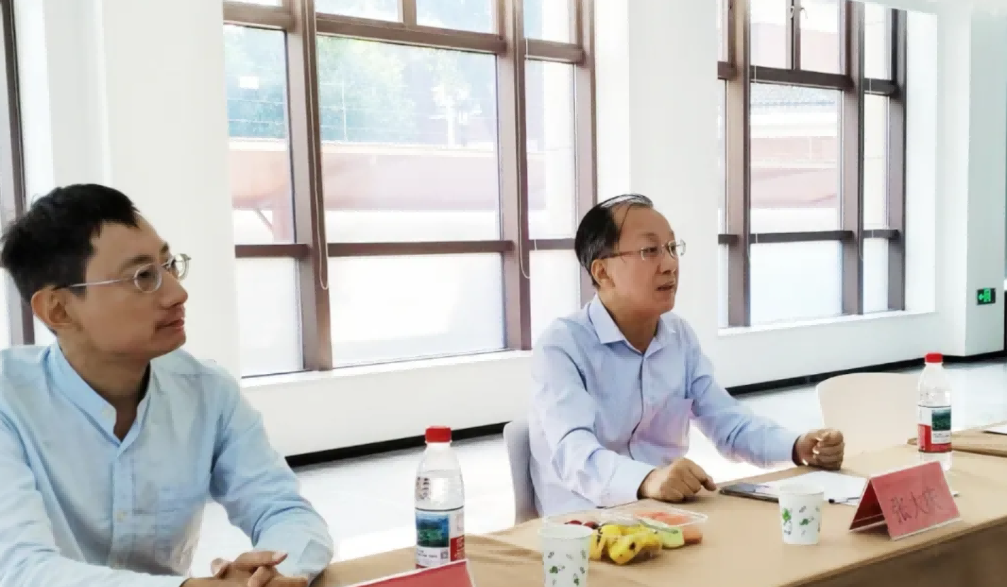 聚焦AI人才发展|双院院士张大庆教授领衔专家团考察西溪谷人工智能人才基地